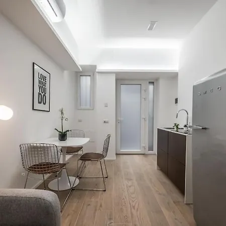 Loft Loreto/duomo Apartamento Milão